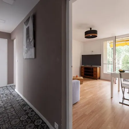 Apartment Large In Quiet